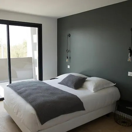 So Porto-Vecchio (Corsica)