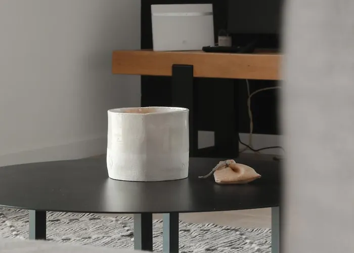 Апартаменти So